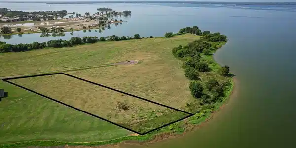 Lot7 Grand Oasis Drive