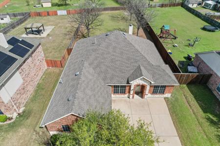 1020 Fair Oaks Drive