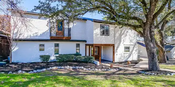 8536 Lake Country Drive