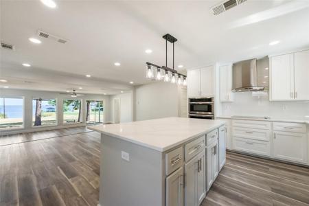 10435 Post Oak Bend