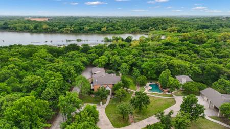 2243 Wood Hollow Road