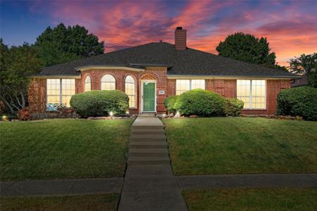 3901 Pointe Loma Drive