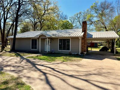 124 Golden Oaks Drive