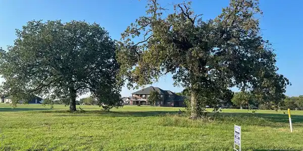 Lot 75 Tonkawa Trail