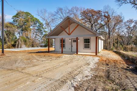 22797 Creekwood Drive