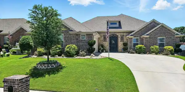 6513 Deer Horn Drive