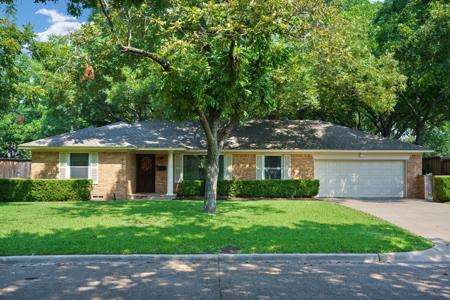 8831 Antrim Drive