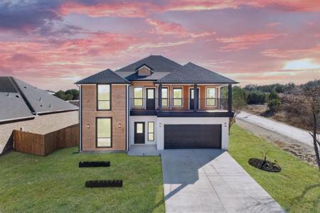 2501 Santiago Drive