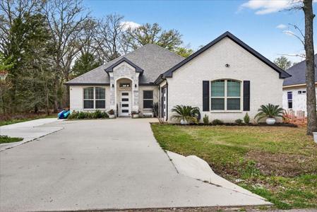 125 Parkside Drive
