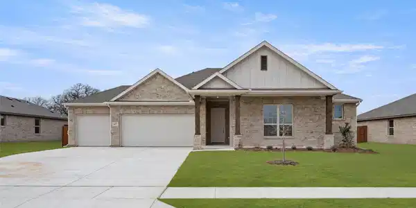 417 Falcon Way