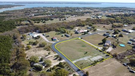 10043 County Road 1110