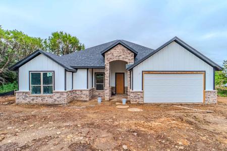 4019 Seminole Trail