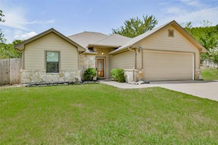 1305 Laredo Drive