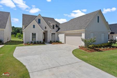 37 Turtle Creek Drive
