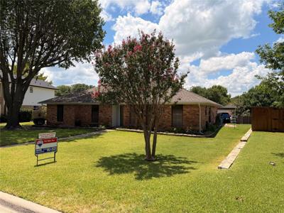 910 Village Green Drive