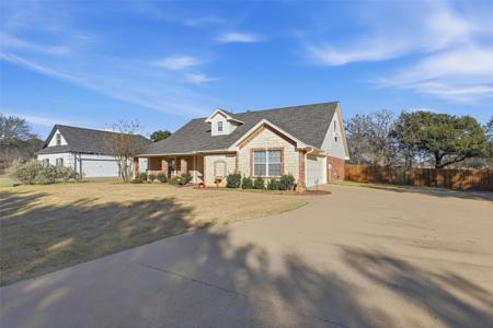 3207 Crossbridge Circle