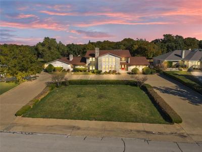 4114 Crescent Drive