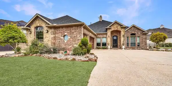 12129 Indian Creek Drive