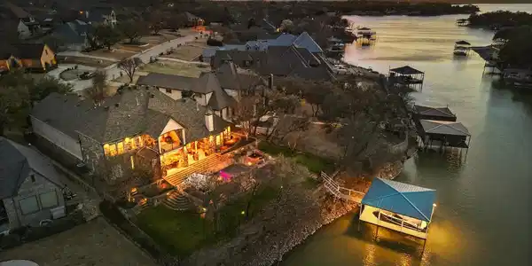 8540 Waterfront Court