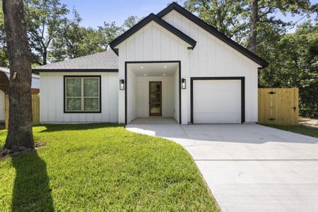 14815 Goliad Drive