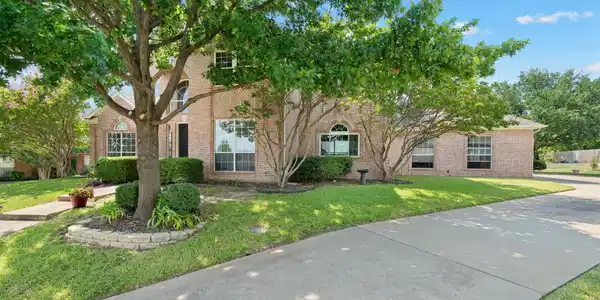 8801 Saint Annes Court