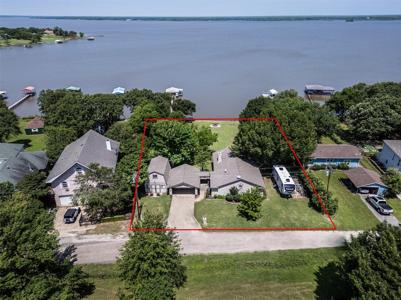816 Shoreline Drive