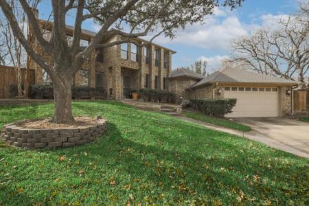 4 Whittier Court