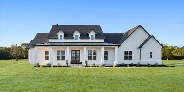 310 Clubhouse Drive