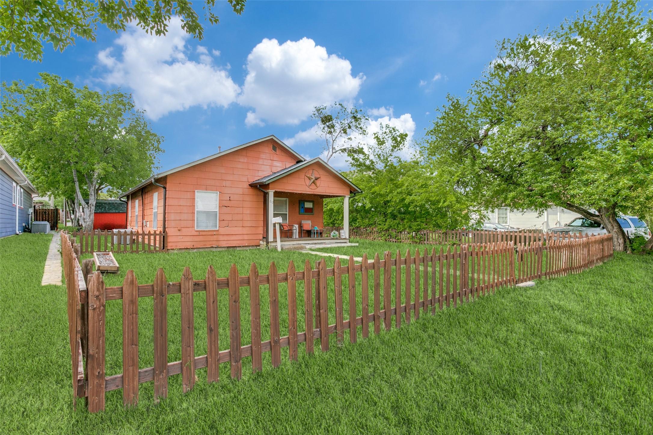 Image 1 Image 1