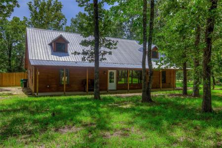 831 County Road 1917