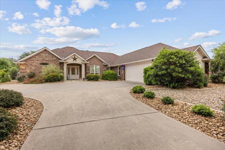 2102 Wood Duck Lane