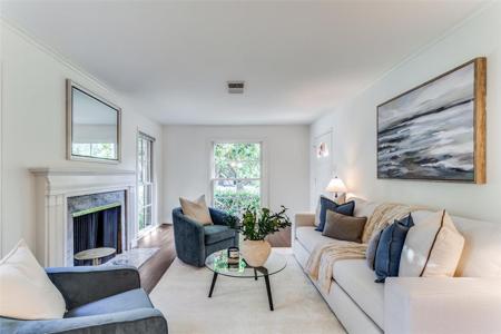 6936 Clayton Avenue