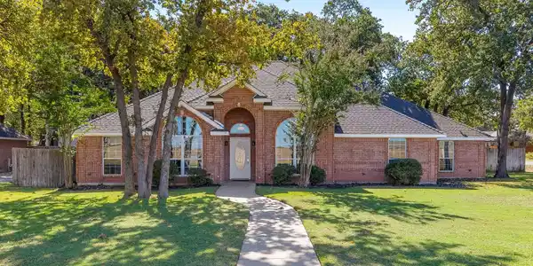 1100 Dunaway Lane