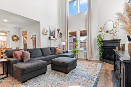 1922 Holy Unity Lane