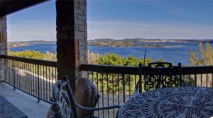 401 Eagle Point