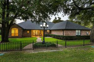 233 County Road 1747