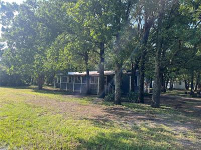 7102 Lakeview Drive