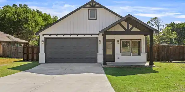 117 Dennis Drive