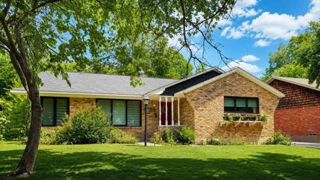 6755 E Mockingbird Lane