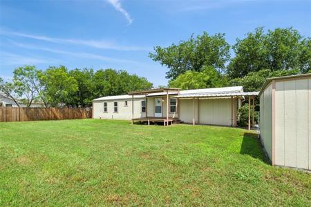 5702 Belaire Circle