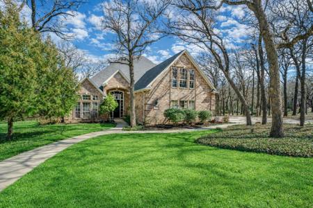 3360 Forest Glen Drive
