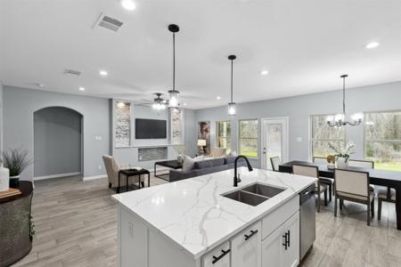 110 Lakeview Drive