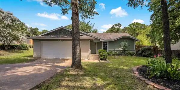 313 High Crest Drive