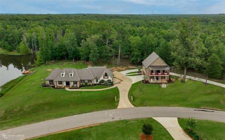 1416 Suwannee Lane