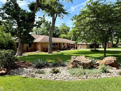 1035 Waterford Drive