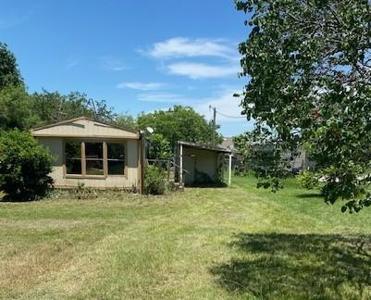6105 S Lakeside Hills Court
