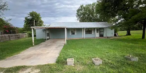 128 Private Road 4656