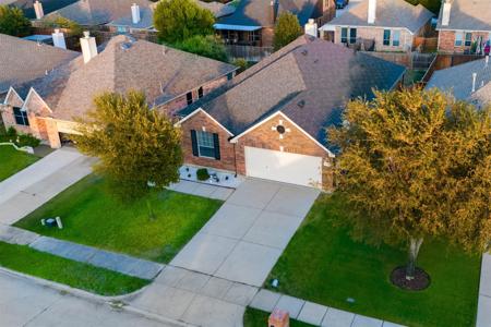 2736 Dawn Spring Drive