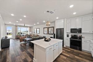 3412 Scenic Point