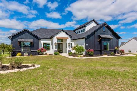 4016 Pinnacle Ridge
